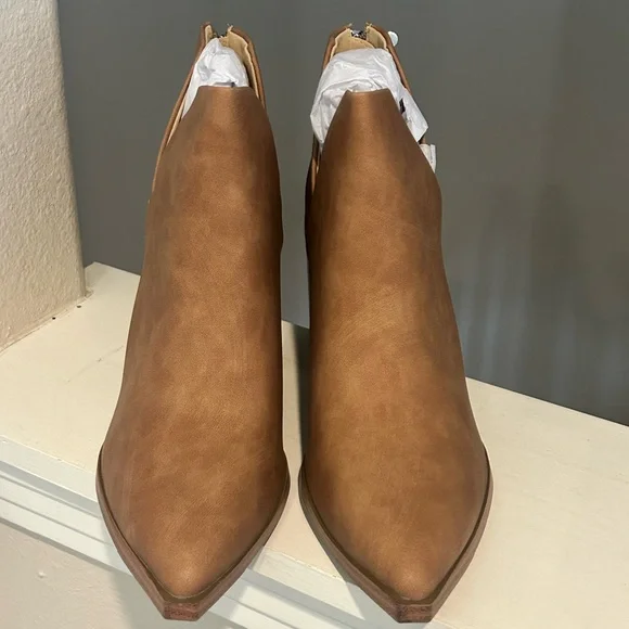 FISACE Womens Pointed Toe Stacked Mid Heel Ankle Boots V Cut Back Zipper Size 11 - Picture 6 of 9